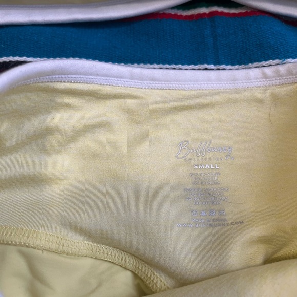 Buffbunny butter Yellow Athletic Set with White Trim - Picture 3 of 6